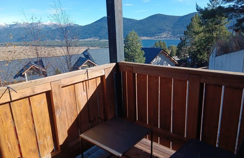 Les Angles Ski Chalet | 6-person chalet 200 meters from the slopes and view of Lake Matemale