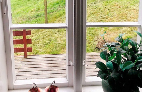 Bremnes House | 6 person holiday home in FINNÅS-By Traum