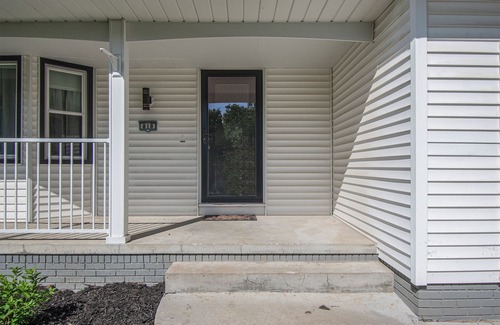 Deer Ridge House | 6 Private bedrooms with desks, 3.5 Bath, 940 Mbps, Patio with Grill
