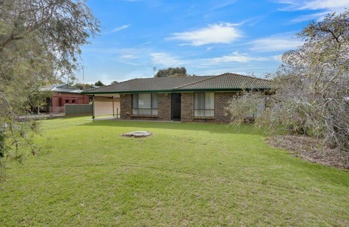 Encounter Bay House | 6 Simpson Rd Encounter Bay