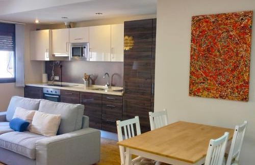 Valdeolleros Apartment | 601 Moderno y Amplio apartamento en Valdeolleros