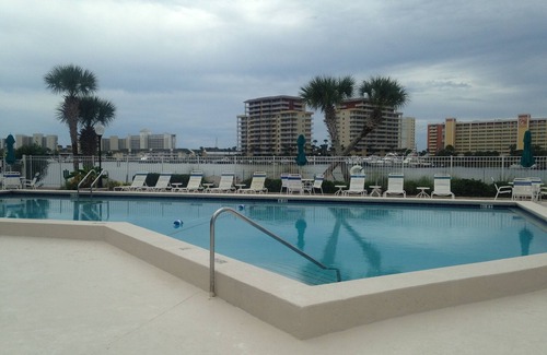 Holiday Isle Condo | 604Bn Boat slip included in rental.n Snowbirds and long-term rental discounts