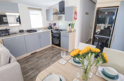 Mablethorpe Cottage | 62 Pinewood
