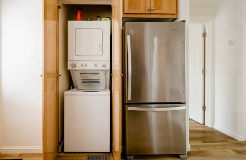 Capitola Cottage | 62 steps to the sand: Historic Capitola Village beach cottage, learn to surf!