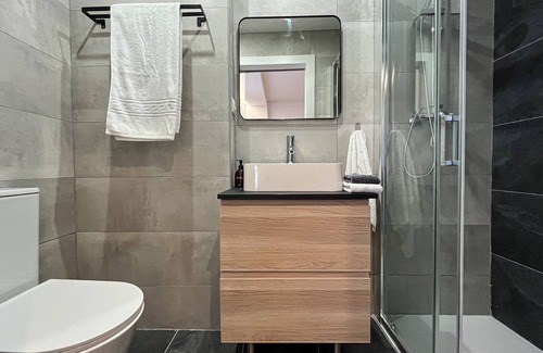 La Corredoria y Ventanielles Apartment | 625A piso 5 dormitorios con 5 baños