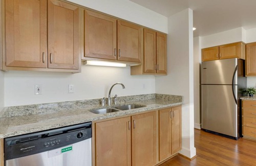 Pearl District Apartment | 647 m² Apartment ∙ 1 bedroom ∙ 4 guests