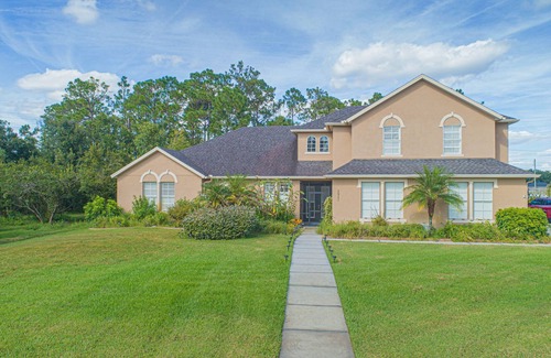 Wedgefield House | 6B/4B Estate W/Pool, Theater & Trails