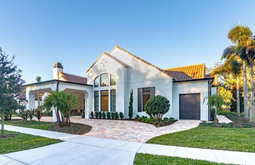 West Kissimmee House | 6BR+Game Room~ Pool, Fire Pit ~ Golf Course ~By Magic Kingdom~Orange Lake Resort