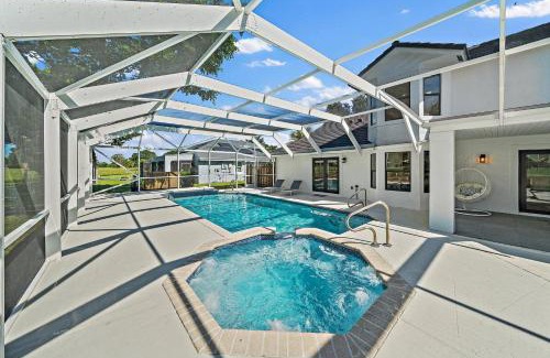 Greenview Shores Villa | 6BR Luxury Wellington Villa with Pool & Spa