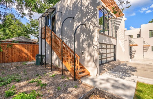 Norman Apartment | 6BR Near OU Campus I Great for Big Groups 1010