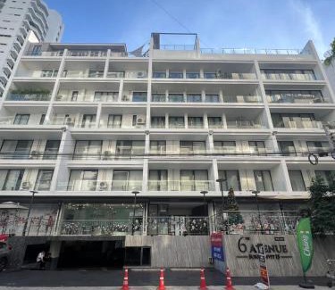 Khlong Toei Nuea Apartment | 6th Avenue Sukhumvit BKK 302 BTS Asoke & Nana MRT Sukhumvit