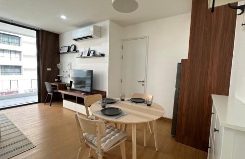 Khlong Toei Nuea Apartment | 6th Avenue Sukhumvit BKK 302 BTS Asoke & Nana MRT Sukhumvit