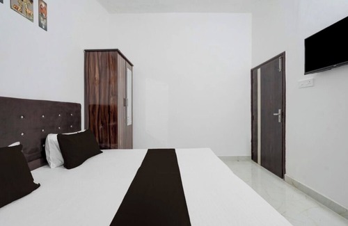 Amritsar Bed & Breakfast | 7-bedroom bed & breakfast in welcoming Amritsar with AC