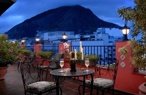 Copacabana Apartment | 7 BRD "The Coral Penthouse" w/360° | Beach | AC All Rm