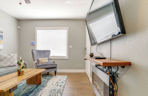 Biggs Field House | 7 Mi to Dtwn El Paso: Home w/Trail Access