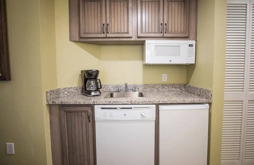 Port Canaveral Resort | 7-night stay at family-friendly beach resort in Cape Canaveral, Florida!