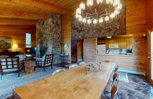 Snowmass Village House | 70's style home near Village with private hot tub & fireplace - dog-friendly