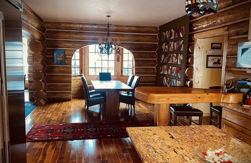 Big Timber House | 7000 sq ft log home located on the Sweet grass Creek