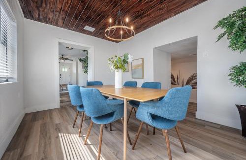 Tampa Heights House | 701 W Indiana Ave