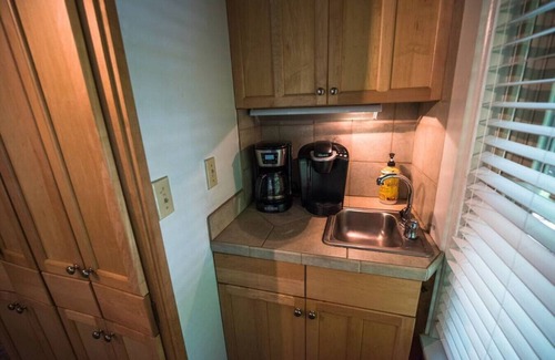 Intervale House | 76 RT 16A · Pumpkin Hollow House/HotTub/Prvt Brook/Large Yard