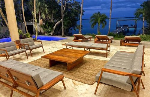 Calderitas Villa | 7BR Beautiful Waterfront Villa - Perfect Getaway