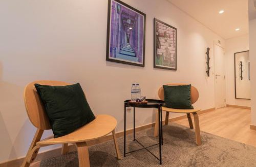 Santo Antonio dos Olivais Bed & Breakfast | 7Min to Uni Sé-Velha - AC - Work Desk - 300MBs WiFi - Suite 4