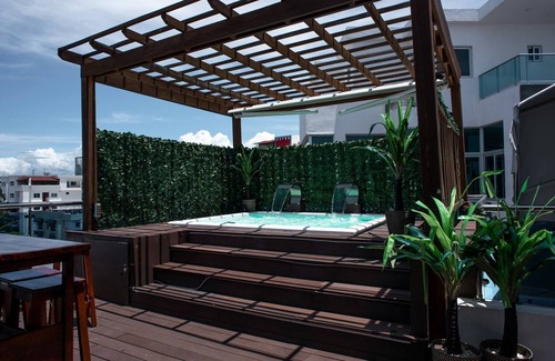 Santo Domingo Apartment | 8-bdr Penthouse With A Private Rooftop & Jacuzzi