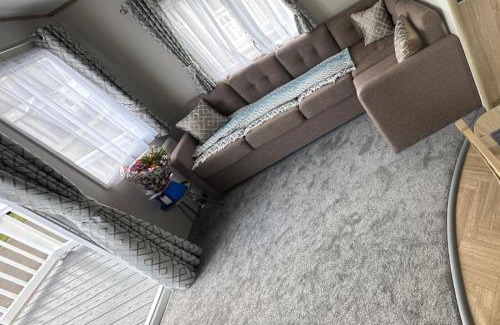 Cayton Bay House | 8 Guests - Pets accepted - Seaglass Cayton Bay