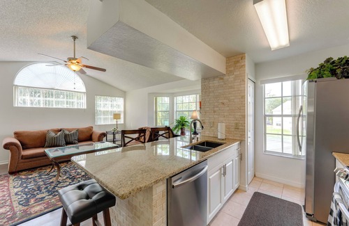 Kissimmee Condo | 8 Mi to Disney: Resort-Style Condo w/Pool Access