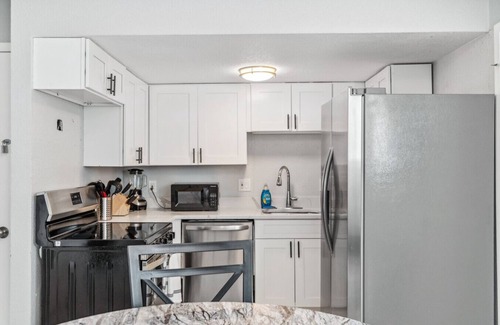 Berkley Apartment | 8 Miles to Denver Zoo