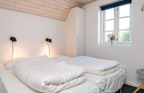 Øby House | 8 person holiday home in Ulfborg