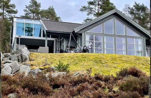 Sveio House | 8 person holiday home in SVEIO