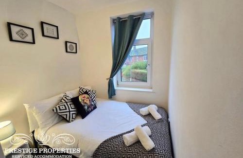Barrow-in-Furness House | 8 Suffolk street by Prestige Properties SA