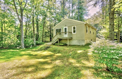 South Casco Cottage | 80' of direct waterfrontage on the Crooked River