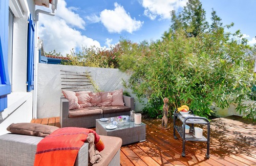 Barbatre Ski Chalet | 800m from beach - House 4 adults - 4 children