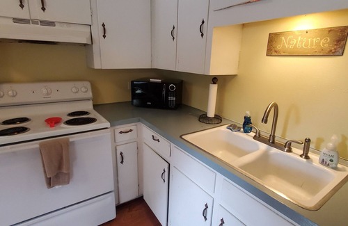 West Monroe Apartment | 803A for work or short stays