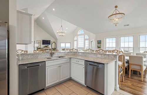 Frisco House | 8BR Oceanfront in OBX w/Heated Pool & Hot Tub!