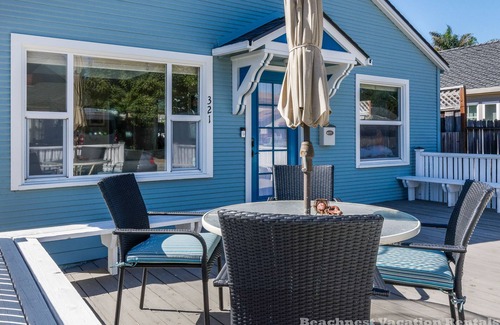 Eastside Santa Cruz House | 8th Avenue Beach Cottage