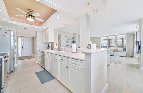 Vanderbilt Beach Condo | 8th Floor Oceanview! Large Balcony ~ Steps to Vanderbilt Beach