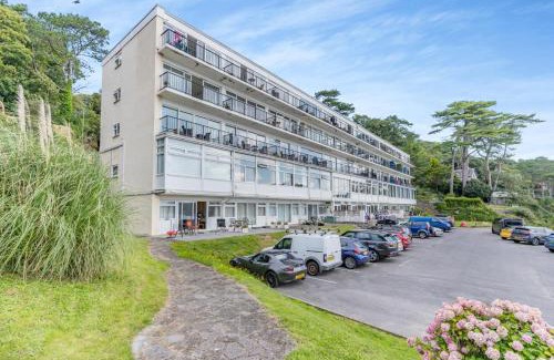 Bishopston House | 9 306B Redcliffe Apartments, Caswell Bay