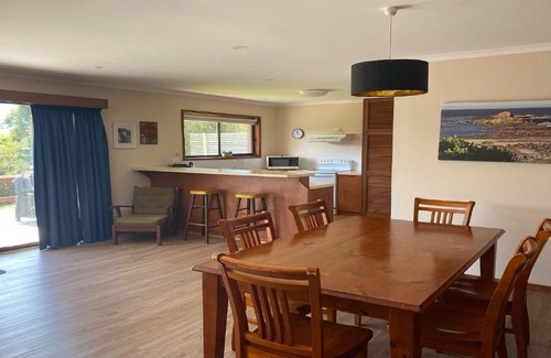 Pambula Beach House | 9 Culgoa Crescent, Pambula Beach