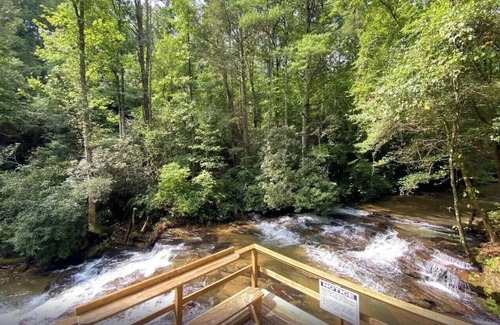 Wiley House | #9 - King Suite - Waterfall Retreat - Near Tallulah Gorge