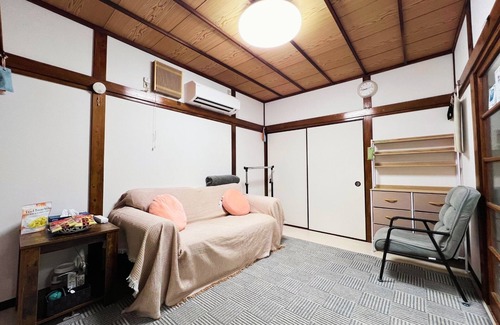 Higashishinkoiwa Villa | 9-minute walk from Shinkoiwa Station, with easy access to Akihabara, Disneyland, Sensoji Temple, Shibuya, and Shinjuku, and convenient to Narita and Haneda airports.