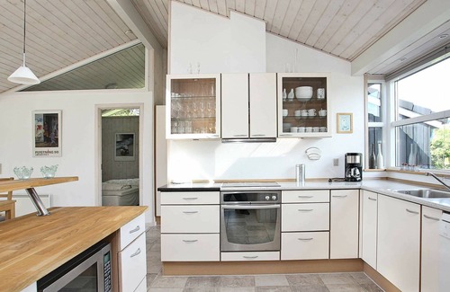 Lonstrup House | 9 person holiday home in Hjørring