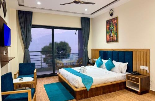 Kumarhatti Apartment | 9BHK Studio Appartment by KASAULI VISTA