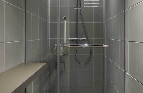 Minato Hotel | 9h nine hours Shinagawa station for men