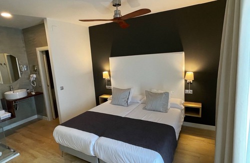 Torre de Benagalbon Hotel | Añoreta Suites