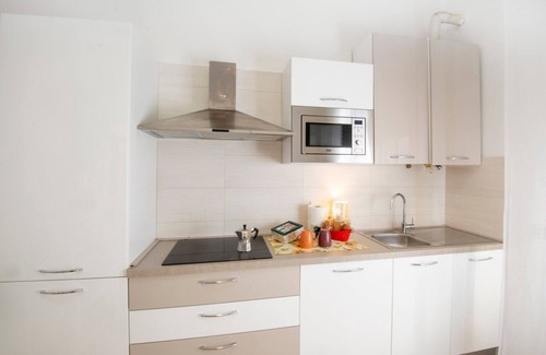 Pero Apartment | A 19 Min walk from the Milan Rho fairgrounds! Carducci Apartment