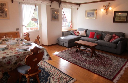 Cortina d'Ampezzo Apartment | A 360° view of the Dolomites of Cortina d'Ampezzo, hospitality and simplicity