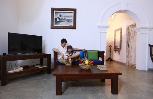 Kaduruduwa Villa | A “barefoot luxury” combination of colonial Dutch style and elegant